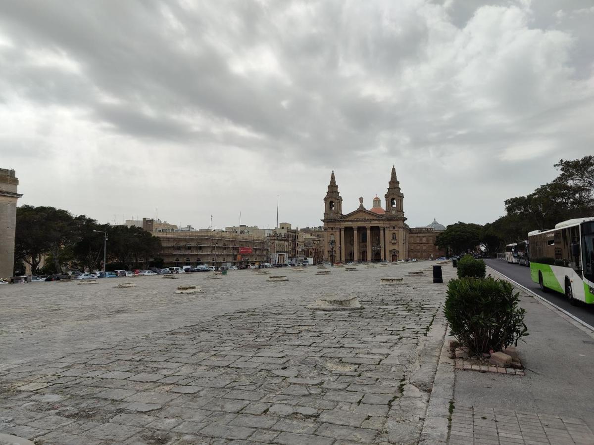 Near Valletta City - Open Views - Ta Tessie Suite In Floriana - Malta Buitenkant foto